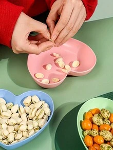 1pc/5pcs Heart Shaped Bone China Dish, Creative Home Use Heart Fruit Plate, Suitable For Valentine's Day, New Year Party Decoration - Beige - View 4