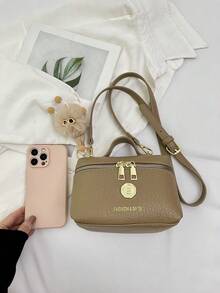 1只單色pu材料拉鍊關閉和精緻設計的手提包、肩袋、斜背包,適合女士購物、工作、旅行、團建等活動,非常適用於巴西嘉年華和聖帕特里克節 - 卡其色 - 查看 4