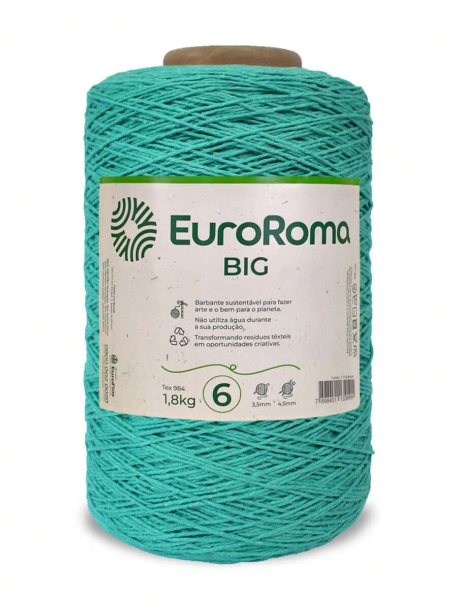 Yarn - DARK WATER GREEN - View 1
