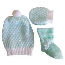 Kit Touca, Sapatinho e Luvinha de Lã Para Bebê Menina e Menino Cinza/Branco/Marinho/Azul/Rosa/Vermelho/Amarelo/Verde - Tamanho Único - Azul bebê - Visão 2