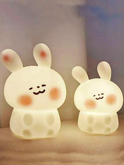 1 Pieza Luz Nocturna De Fuente De Luz Led Cálido En Forma De Conejo Blanco, Lampara De Animal De Dibujos Animados Lindo Para Decoración De Escritorio, Regalo Creativo, Lámpara De Mesita De Noche De Dormitorio Para Dormir, Lámpara De Cuidado De Ojos, Decoración De San Valentín, Con Luz Led Para Alimentación Y Luminiscencia