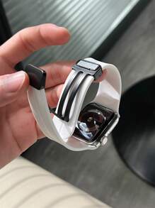 可折叠液态硅胶磁吸运动表带，兼容苹果手表表带 42mm、38mm、40mm、41mm、44mm、45mm、46mm、49mm，时尚智能手表替换表带，适用于 Ultra2、Ultra SE2、SE 11、10、9、8、7、6、5、4、3、2、1 系列，男女通用，白色，可作为学生返校礼物 - 白色 - 查看 6