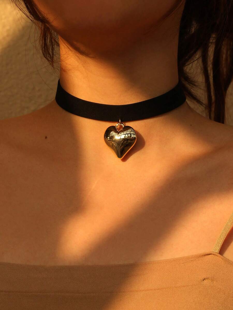 1條復古心形吊墜韓國絨面頸鍊,短款領圈頸鍊女士晚宴日常飾品 - 黑色 - 查看 1
