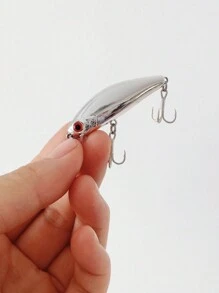 1盒6.5g / 5.6cm電鍍銀發光鮰魚餌，帶有兩個三重鈎和沉底硬餌釣魚 - 銀色 - 查看 3