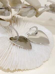 1pair Metallic Heart Shaped Hoop Earrings With Silver Needle, Ideal Valentine's Day Gift - Silver - View 4