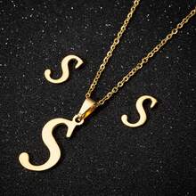 1set European And American Style Stainless Steel 26 Alphabet Pendant Necklace, 3pcs/Set. Name Initial Letter S Simple Pendant Collarbone Chain Earrings Set, Versatile Sweater Chain Non-Fading Diy Letter Pendant Collarbone Chain, Necklace And Earrings Set - Gold - View 3