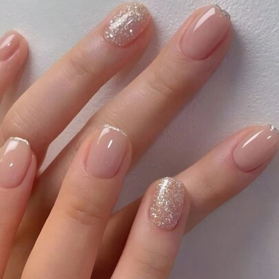 24 chiếc Móng tay giả hình vuông ngắn màu hồng trong suốt Thiết kế lấp lánh lấp lánh thích hợp để ấn vào móng tay cho các bữa tiệc, khiêu vũ hoặc đồ dùng làm móng hàng ngày