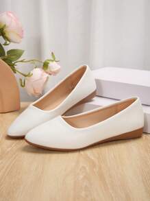 Women's Solid Color Flat Shoes, Comfortable Slip-On Soft Bottom Shoes, Casual Versatile Ballet Flats - White - View 5