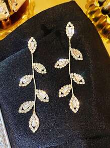 一对可爱树叶造型锆石女士吊坠耳环，适合新娘婚礼佩戴，可作结婚礼物、订婚纪念日礼物、优雅头饰或情人节配饰。 - 金色 - 查看 4