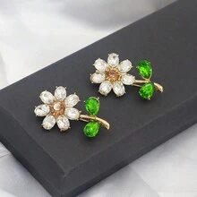 1pc Exquisite Crystal Flower Brooch Pin Scarf Clip Clothing Accessory - Gold - View 3