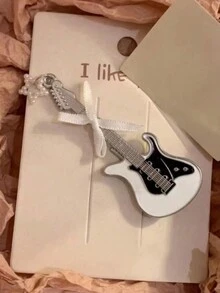 1 件甜美酷炫 2000 年代風格蝴蝶結和星星壓克力髮夾 - 白色 - 查看 2