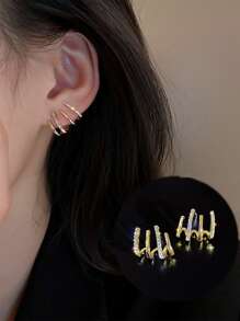1pair Korean Fashion Elegant Four-Claw Inlaid Design Ear Crawler Earrings - Gold - View 1