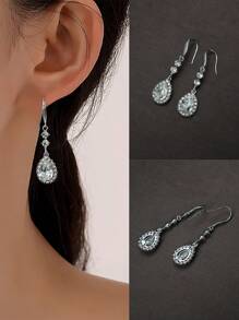 2pcs Women's Silver Alloy Rhinestone Simple Style Party Wedding Earrings - Silver - View 1