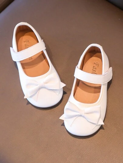 1 par 2026 nya vita barnstövlar, halkfria mjuka flickskor, prinsessskor, rosettknutna platta skor, storlek 21-35