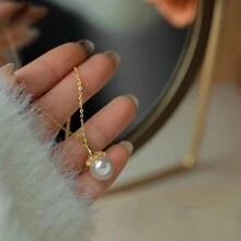 獨特、時尚、優雅的天然淡水珍珠吊墜項鍊，由真正的AU750 /18K金製成。 適合日常佩戴、婚禮、派對、生日、週年慶祝活動、伴娘禮物、婚禮禮物、訂婚項鍊（附證書，不包括鍊條）。 - 金黃色 - 查看 4