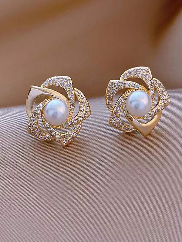 1pc Fashionable Rose & Faux Pearl Stud Earring For Women, With Rhinestone Decoration Elegant Halloween Valentine's Day