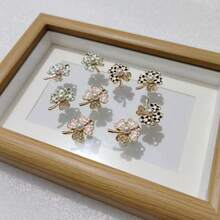 9入組KC金鍍方格愛心葉子設計人造珍珠和鑽石裝飾，適用於DIY珠寶製作（手鍊，項鍊，耳環，吊墜） - 彩色 - 查看 4