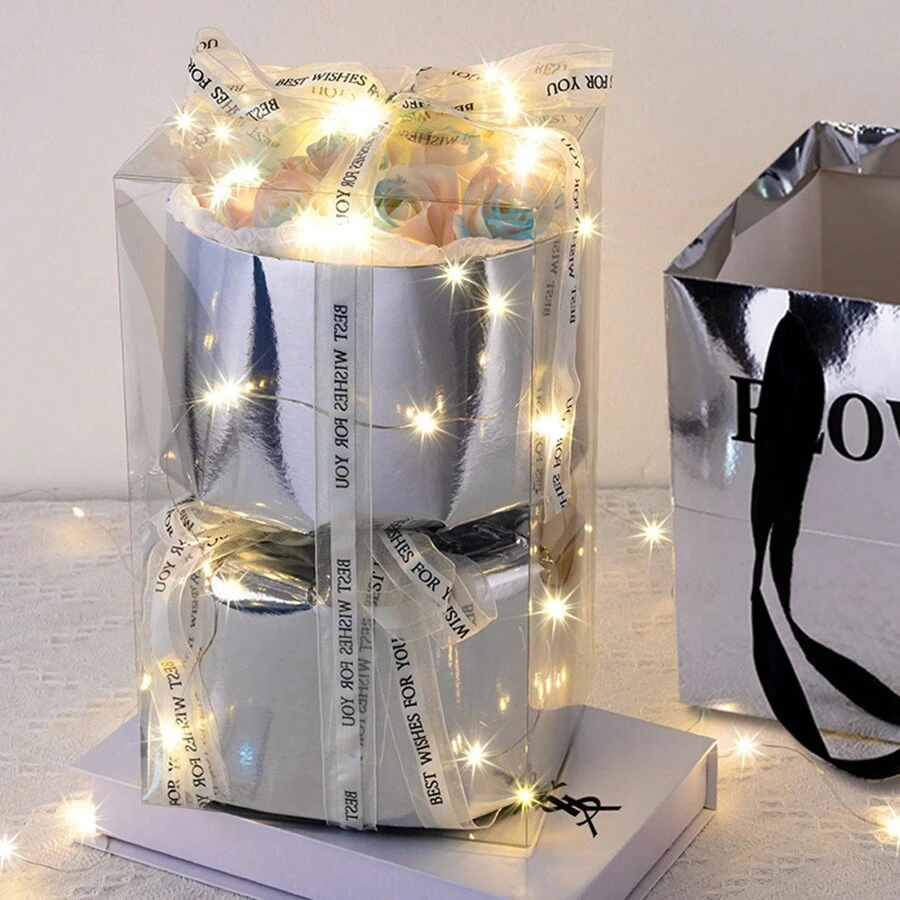 碎冰藍色發光保鮮玫瑰禮盒,情人節、日常送禮、女孩與好友生日禮物的理想之選 - 白色 - 查看 1