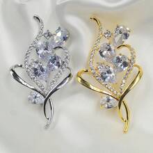1pc Simple Yet Elegant & Luxurious & Fashionable Micro Inlaid Chest Pin, Perfect For Birthday, Party As A Fashion Gift - Multicolor - View 5
