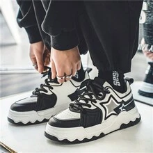 男款低幫運動鞋,潮流香港風格,簡約而酷的設計 - 黑色 - 查看 3