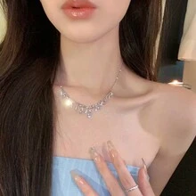 1件優雅精緻的水滴和樹枝設計鑲鑽項鍊（適用於女性） - 水滴樹枝 - 查看 1