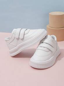 春/秋新款男童和幼兒運動鞋,舒適的平底鞋底,純白色運動鞋,適用於軟和舒適的節日穿著,可愛又百搭的家庭及鄉村運動鞋