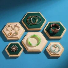 1件六角形竹木diy珠寶展示架,適用於櫃檯展示珠寶和陳列窗口裝飾 - 竹木墨綠絨面飾品托 - 查看 3