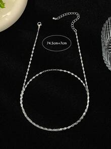 1條優雅時尚的極簡金屬頸鏈,為女士打造,非常適合當約會禮物 - 銀色 - 查看 3