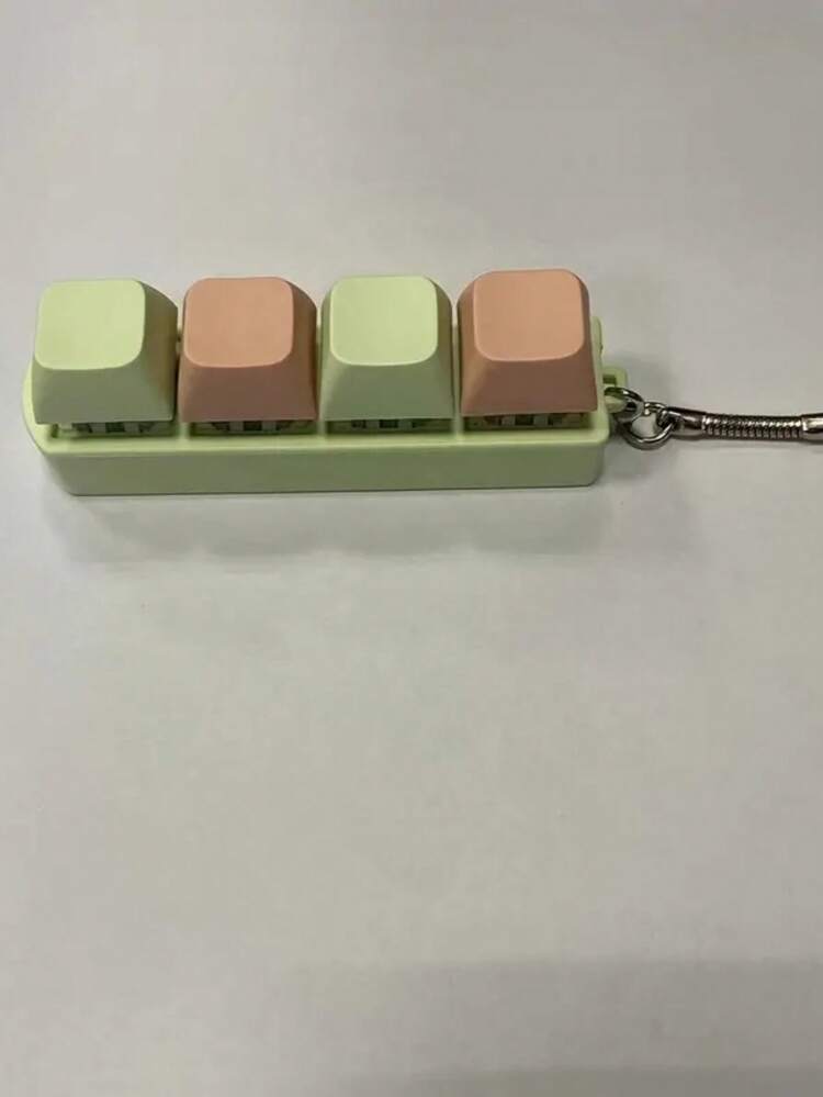 Giocattolo Antistress A Forma Di Tastiera – Portachiavi Fidget Clicker Con Interruttori Meccanici (Nero) - 3