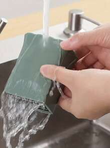 1個杯子切片器,手持杯子切片器,蛋切片器,不銹鋼草莓切片器,快速製作水果蔬菜沙拉草莓切割機,香蕉切片器,廚房小工具,多功能水果切片器 - 可重復使用的香蕉,草莓和蛋切片器 - 可清洗的廚房小工具和工具,方便備用,2023年新款小型水果切片杯 - 不銹鋼草莓片 （綠色） - 綠色 - 查看 6