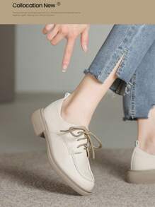 2024 Hàng Mới Về Giày Da Nữ Nhỏ Buộc Dây, Giày Đế Dày Đế Thấp Phong Cách Anh Quốc, Giày Công Sở Đế Mềm Thoải Mái Có Thể Đứng Trong Thời Gian Dài - Màu be - Xem 4