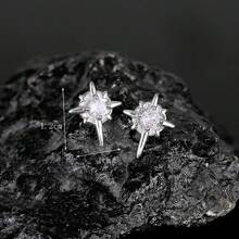 1pair Men's Magnetic Non-Piercing Earrings With North Star Design, Hip Hop Style, No Ear Hole Required, Pain-Free