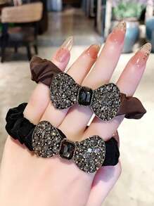 時尚的鑽石發帶,適合女士和女孩 - 帶有馬蹄鈴的彈性髮帶,適合裝飾髮型和頭飾 - 款式1 - 查看 2