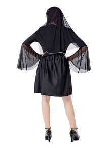 Conjunto de disfraz de monja con mangas campana, falda, cofia, collar y cinturón - Blanco y Negro - Ver 6