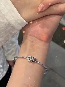 Vintage Heart Detail Bracelet With Half Bangle Half Chain Design, Simple All-Match Friend Sisters Bracelet - Silver - View 4