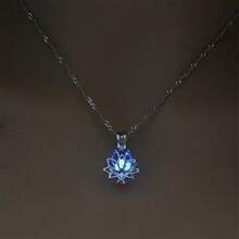1pc Fashionable Creative Hollow Out Luminescent Lotus Pendant Necklace, Luminous Glow In The Dark, Birthday Gift For Mom, Women, Wife, Girlfriend - Glow Necklace - View 5