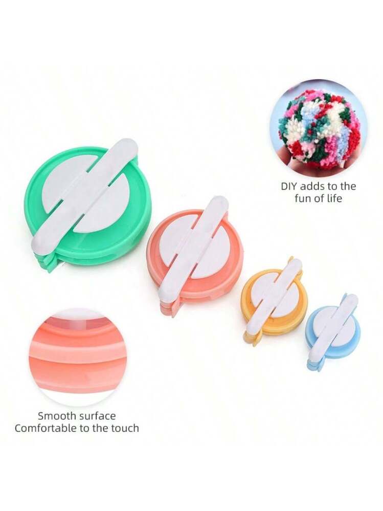 Pom Pom Maker 4 Taglie pompon Maker Fluff sfera Weaver ago fai da te in kit di attrezzi lavoro a maglia di lana per lavoro a maglia (4