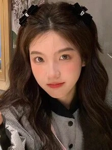 1入組小尺寸黑色珍珠絨面蝴蝶結布料夾髮，適用於女性優雅高貴的日常妝容 - 黑色 - 查看 2