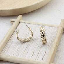 1對女性簡約不規則法式復古感幾何c形金屬流行耳環 - 金黃色 - 查看 1