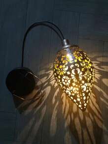 1個室外太陽能鐵藝掛燈,帶金屬蝴蝶和錐形中空燈罩,用於室外裝飾、露台餐飲、營造氛圍照明 - 黃色 - 查看 5