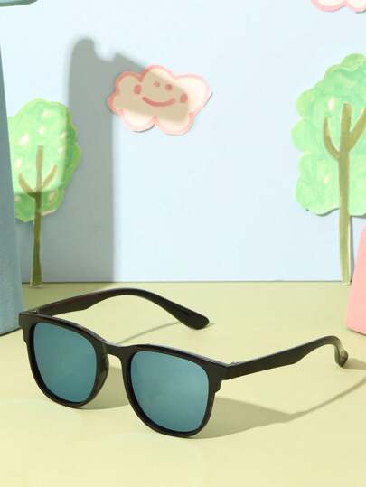 儿童方形镜框眼镜一副，简约时尚眼镜，男女皆宜，适合派对、日常生活和户外旅行佩戴。