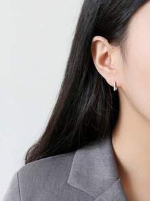 1pair Simple Square Shaped S925 Silver Earrings For Ladies' Daily Wear Or As Gift To Couple, Friends, Elderly Relatives Etc. - Silver - View 5