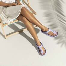 Birkenstock Sandalia Gizeh Eva en Niebla Morada