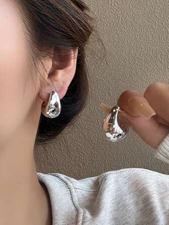 1pair European And American Fashion Shiny CCB Plastic Water Drop Design Textured Stud Earrings For Women, Great For Holidays And Everyday Wear