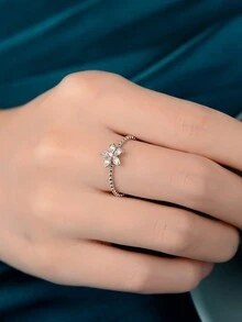 1個時尚的925純銀花朵和鋯石鑲嵌戒指,適合日常佩戴或假日送禮給女性 - 銀色 - 查看 3