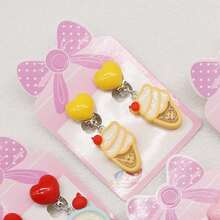 1對韓國風格無耳洞耳環,女生棒棒糖和心形吊墜,可愛的耳夾 - 彩色 - 查看 2