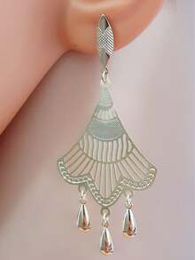 Brinco de Festa com Pingentes Pérolas Folheado Ouro 18k Antialérgico