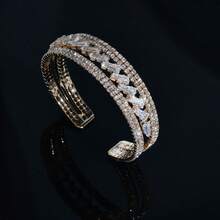 1個豪華典雅的鋯石和鑽石設計開口式手環,適用於女性新娘婚禮晚會配飾 - 金色 - 查看 2