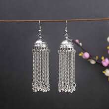 1對女性合金多彩耳墜,懷舊風格鳥籠、燈籠和流蘇設計 - 銀色 - 查看 2