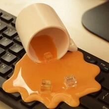 1個有趣的防摔奶茶杯形狀手機座惡作劇玩具,新奇滑稽禮物,預留座位工具,驚喜禮物 - 咖啡棕 - 查看 2